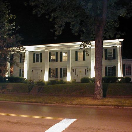 Rider'S Inn Painesville Экстерьер фото